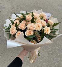 Букет Кремовые розы Латте в Студенке